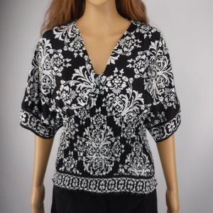 WHITE HOUSE BLACK MARKET BLOUSE